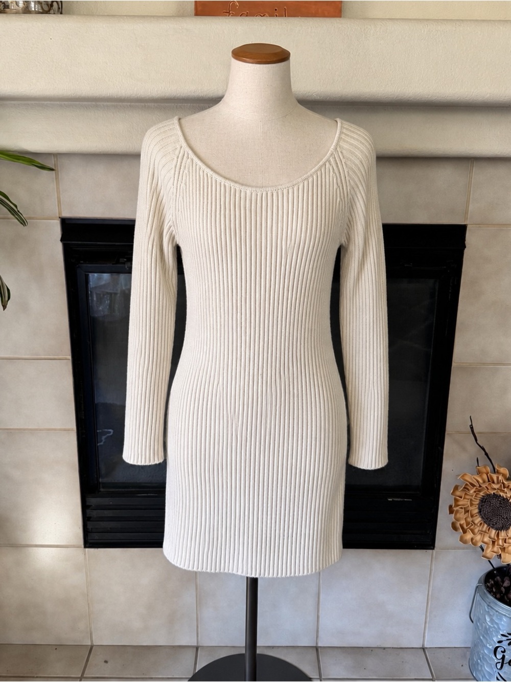 SHEIN Cream Ribbed Crewneck Sweater